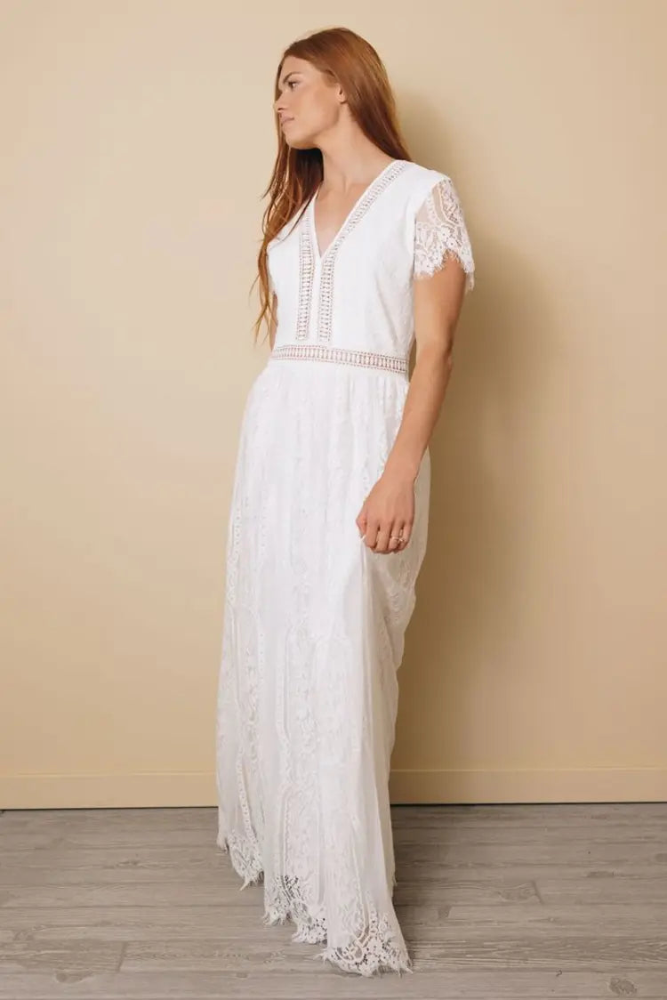 Harper Tay Lace Maxi Dress- White